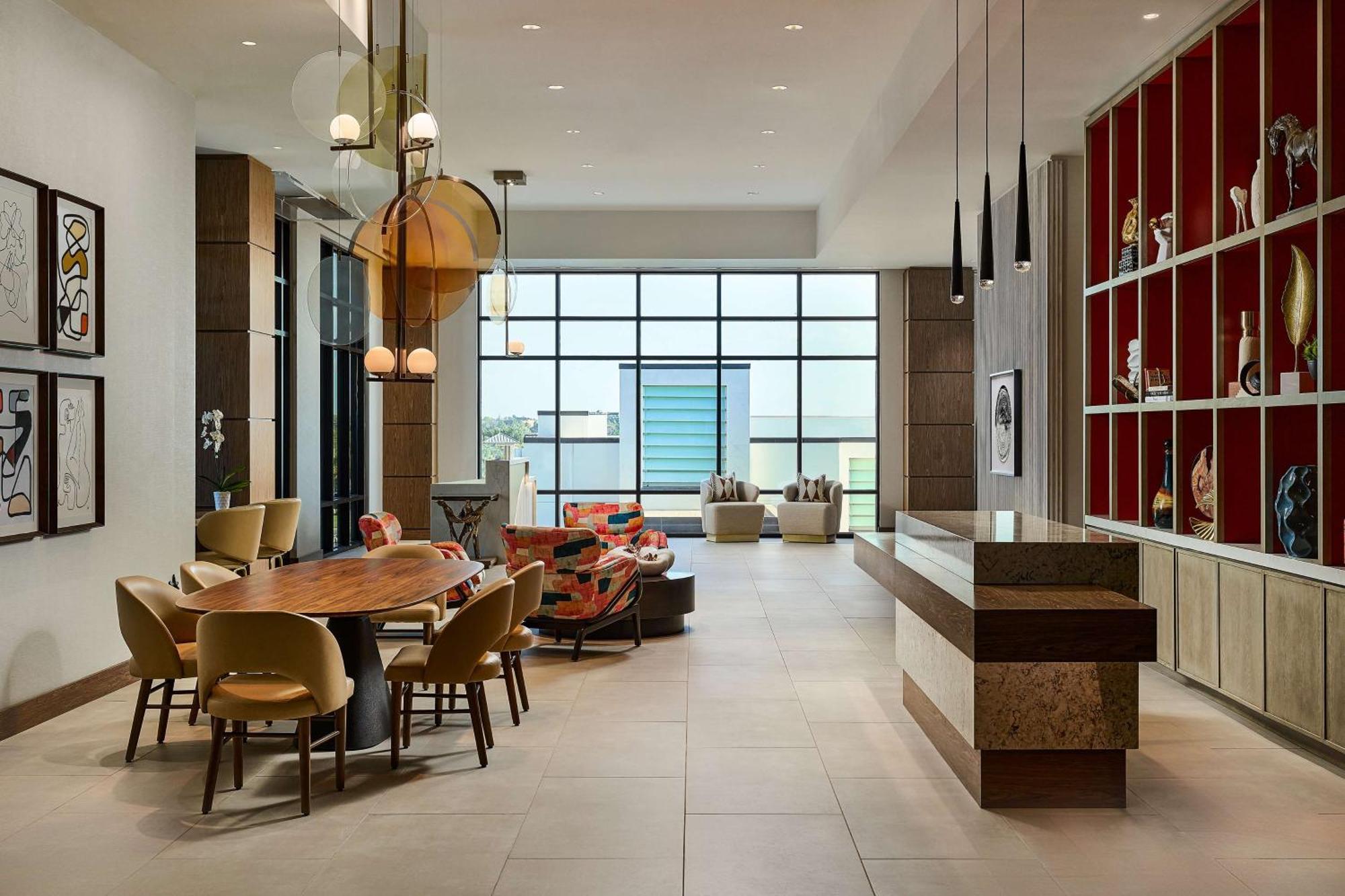 Lively Hotel On Oak Oklahoma City, Tapestry By Hilton エクステリア 写真
